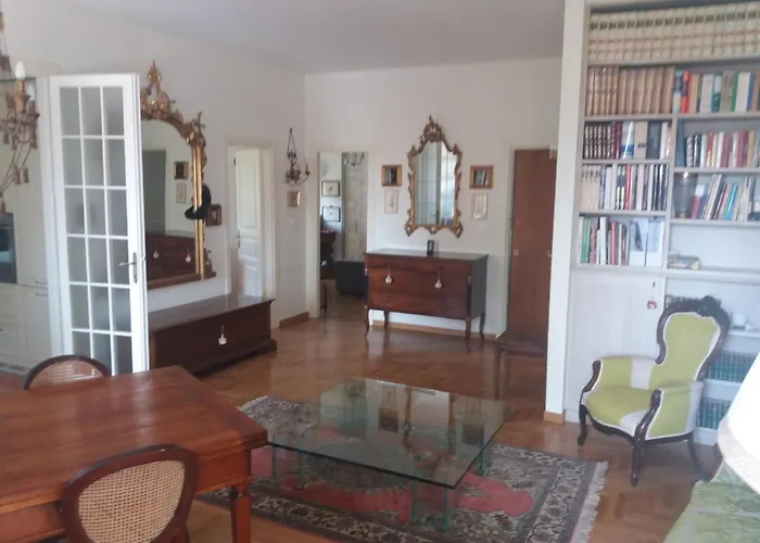 Relais Lola * Болонья